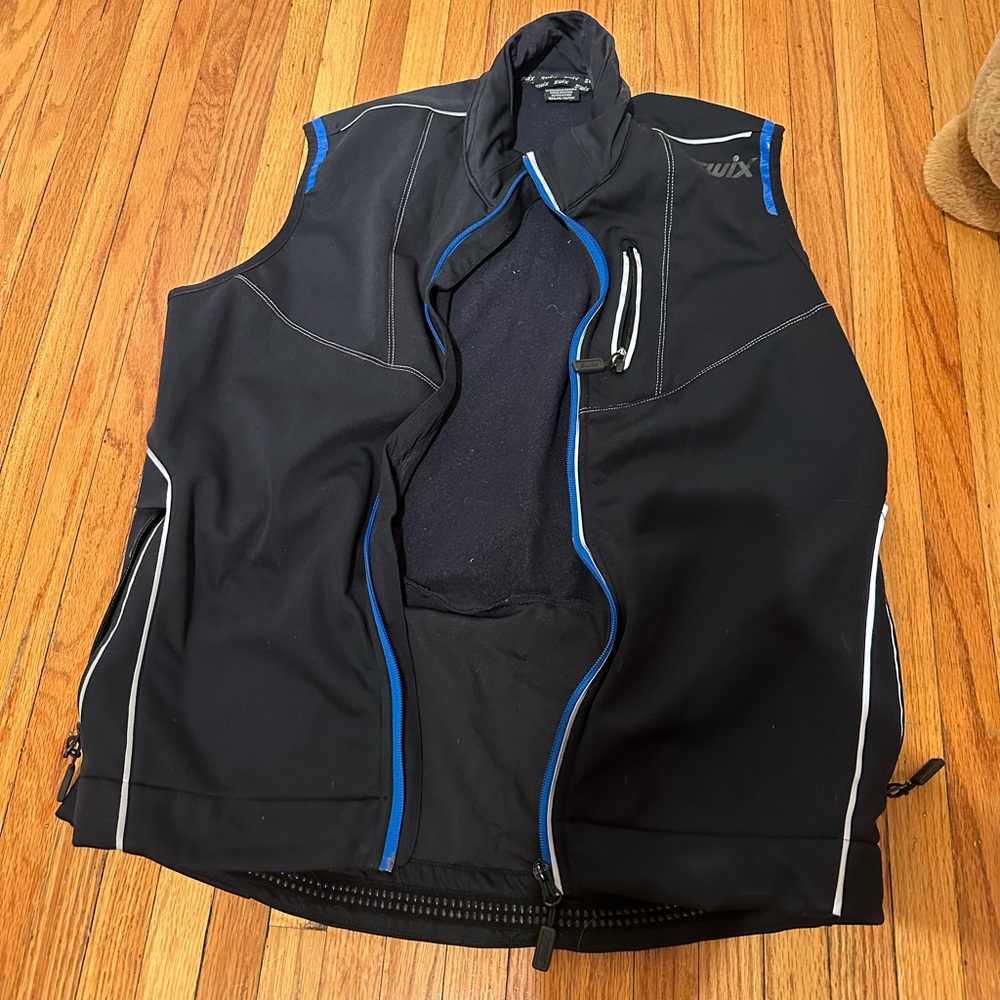 Swix men’s vest size large ski running vest